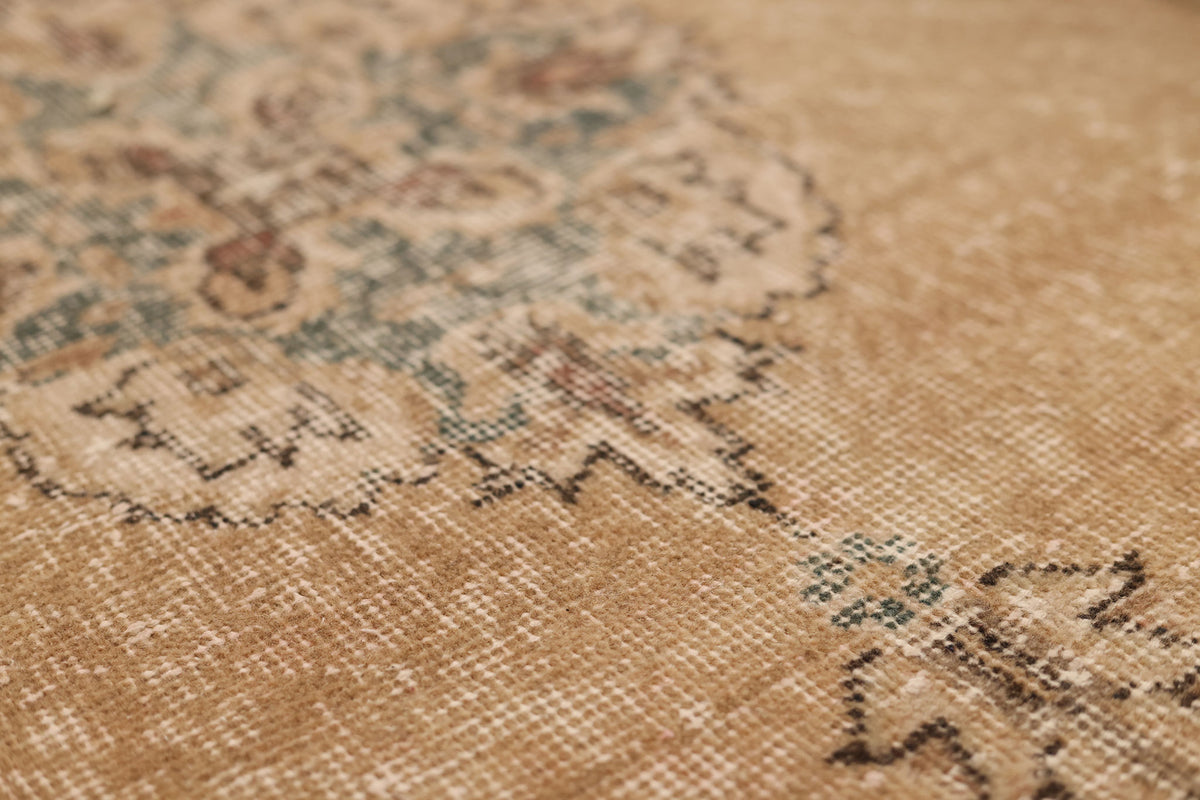 Vintage Isparta Turkish Runner Rug 2x7 ft — Beige Floral (No. 59824)