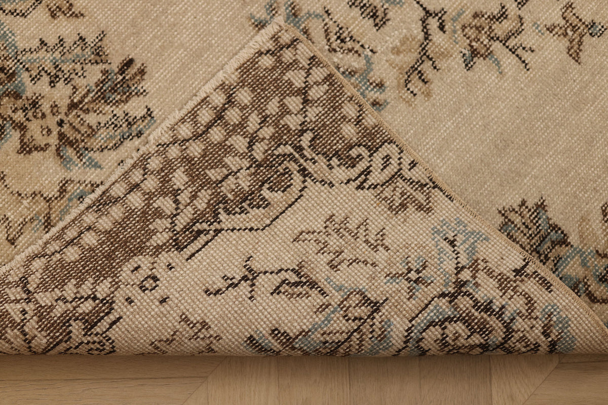 Vintage Isparta Turkish Runner Rug 2x7 ft — Beige Floral (No. 59833)