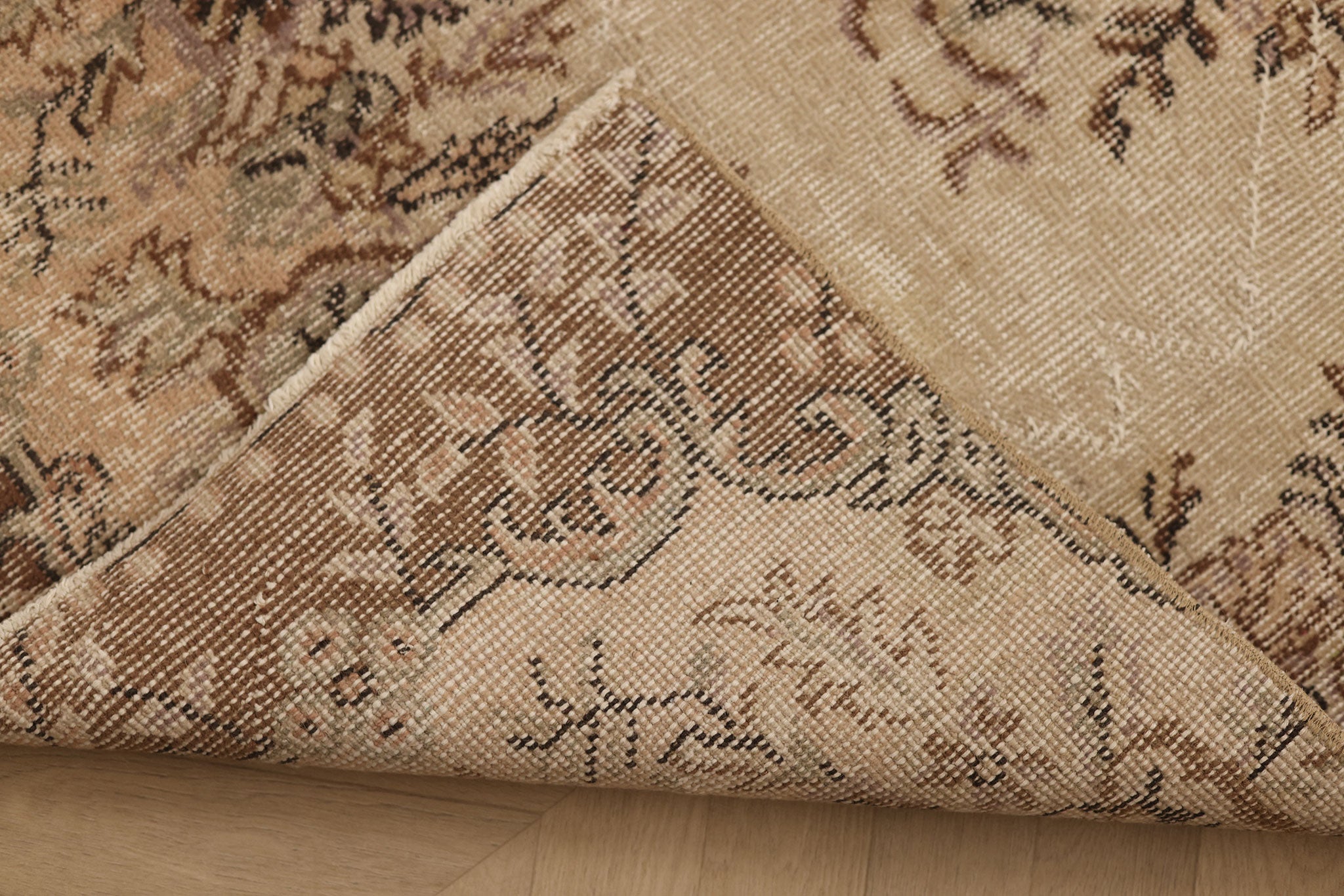 Vintage Isparta Turkish Runner Rug 2x7 ft — Beige Floral