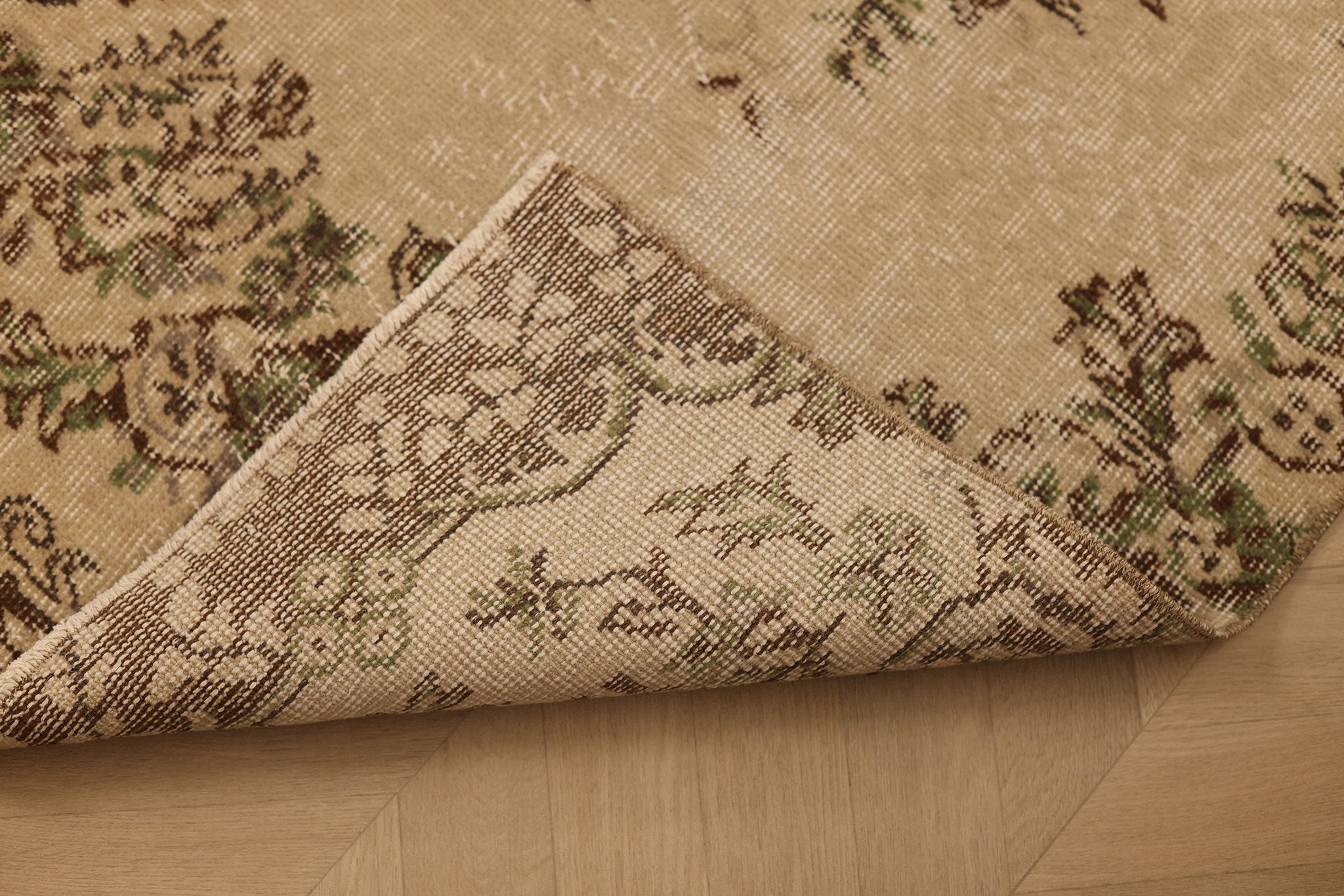 Vintage Isparta Turkish Runner Rug 2x6 ft — Beige & Green Floral