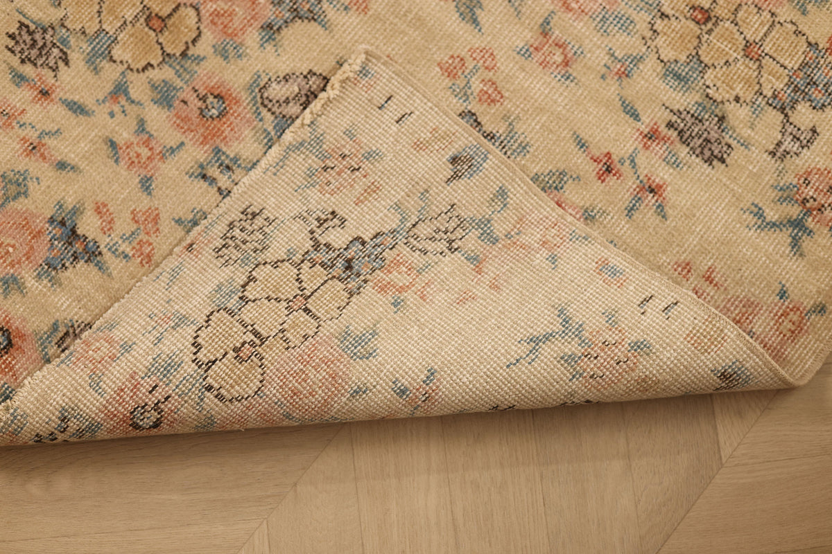 Vintage Isparta Turkish Runner Rug 2x5 ft — Beige & Blue Distressed
