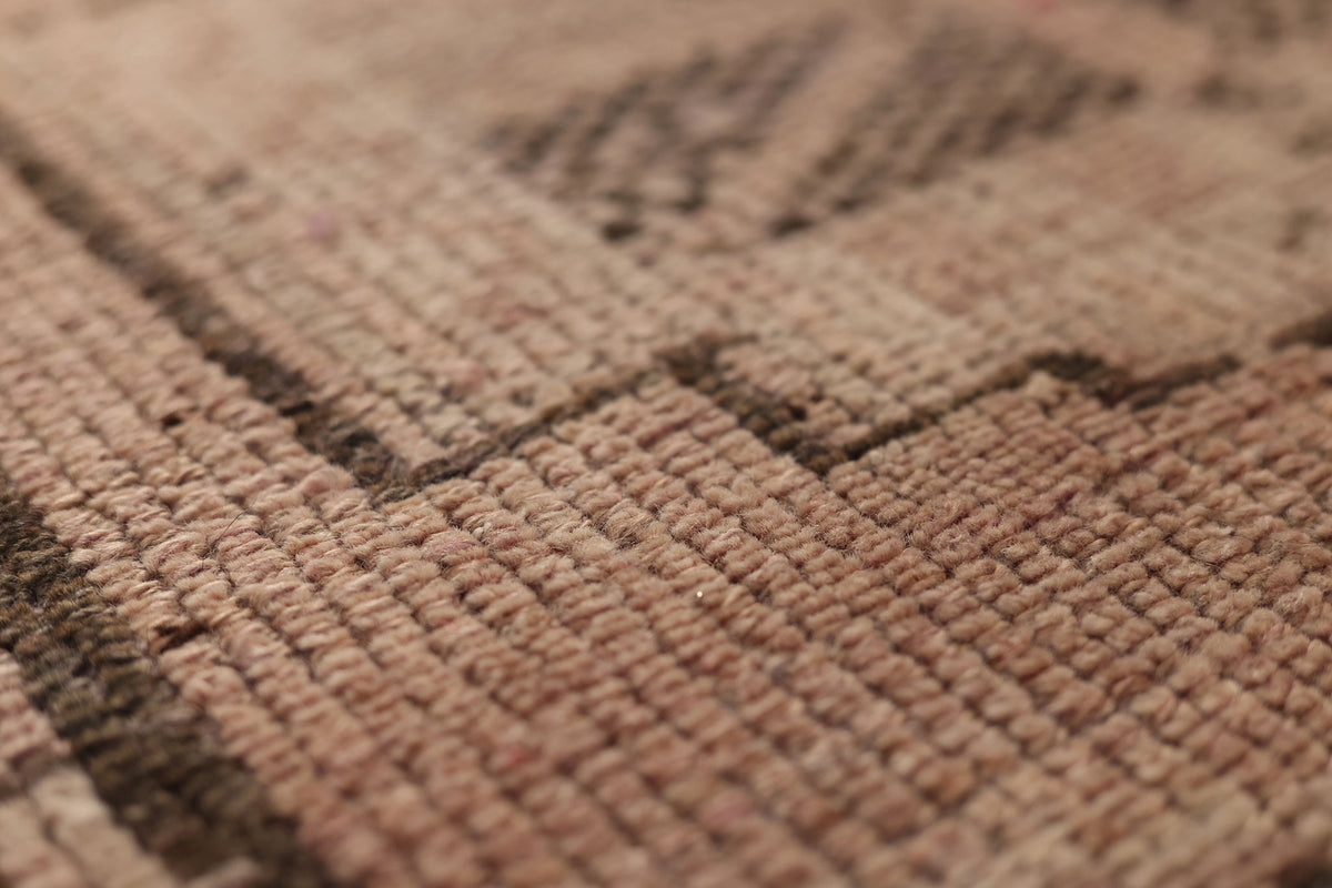 Akrunil Persian Style Runner Rug
