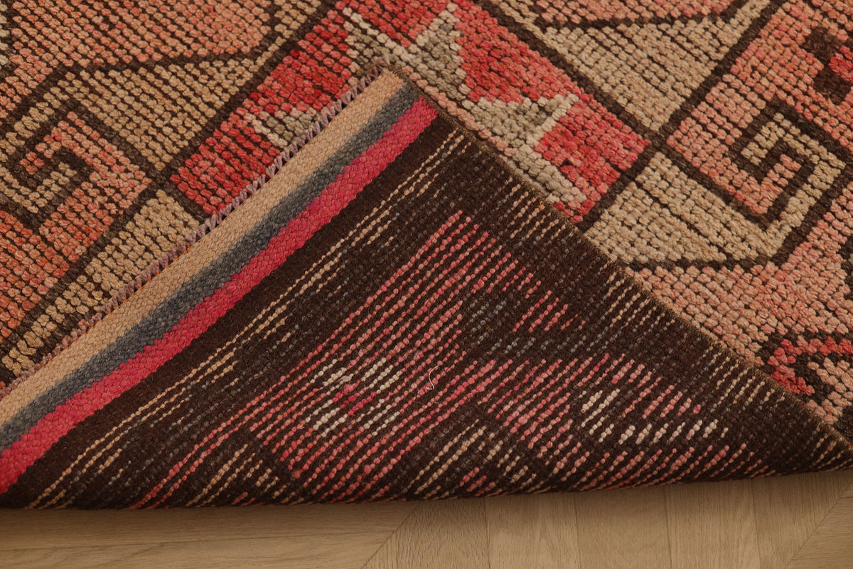 Bkramor Persian Style Runner Rug
