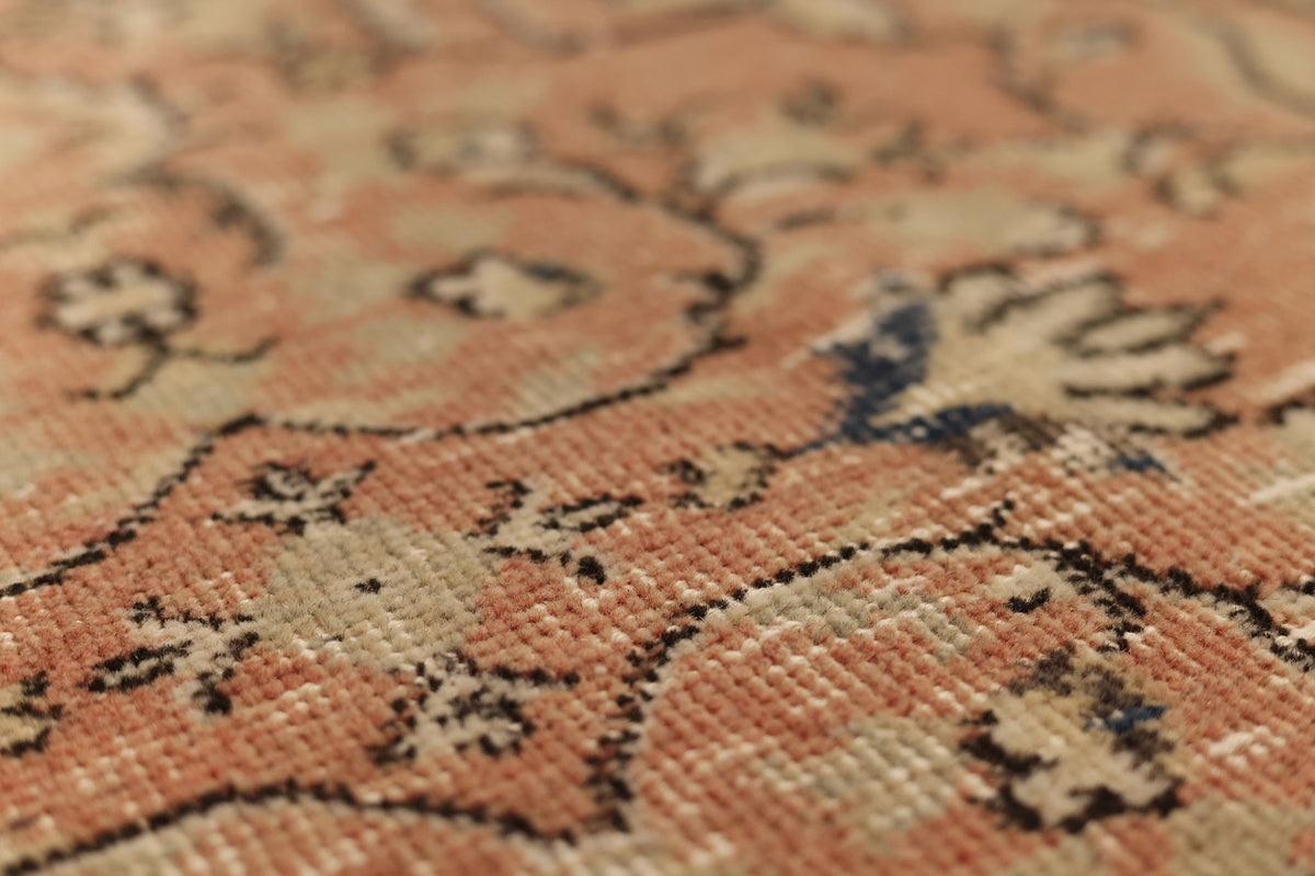Vintage Isparta Turkish Area Rug 6x10 ft — Pink & Beige Floral (No. 60471)