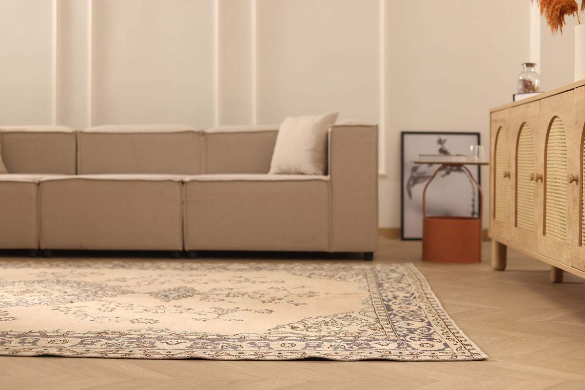 Vintage Isparta Turkish Area Rug 7x10 ft — Beige & Gray Floral