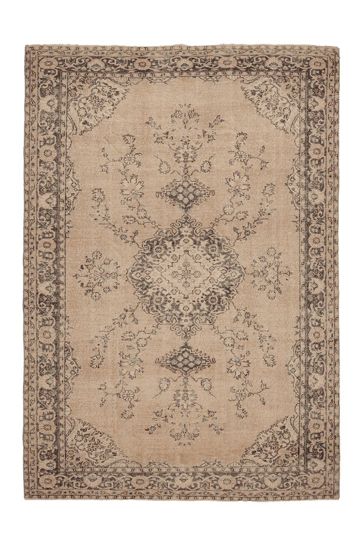 Vintage Isparta Turkish Area Rug 7x10 ft — Beige & Gray Floral