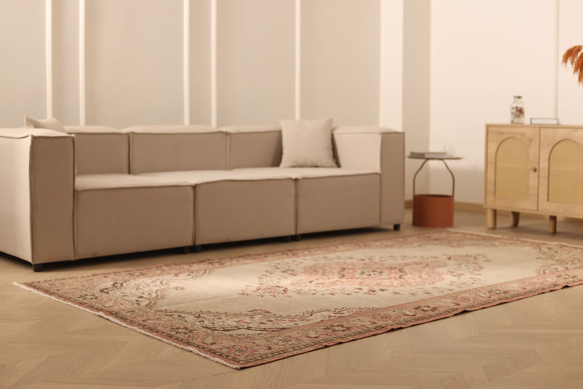 Vintage Isparta Turkish Area Rug 6x10 ft — Beige & Brown Floral