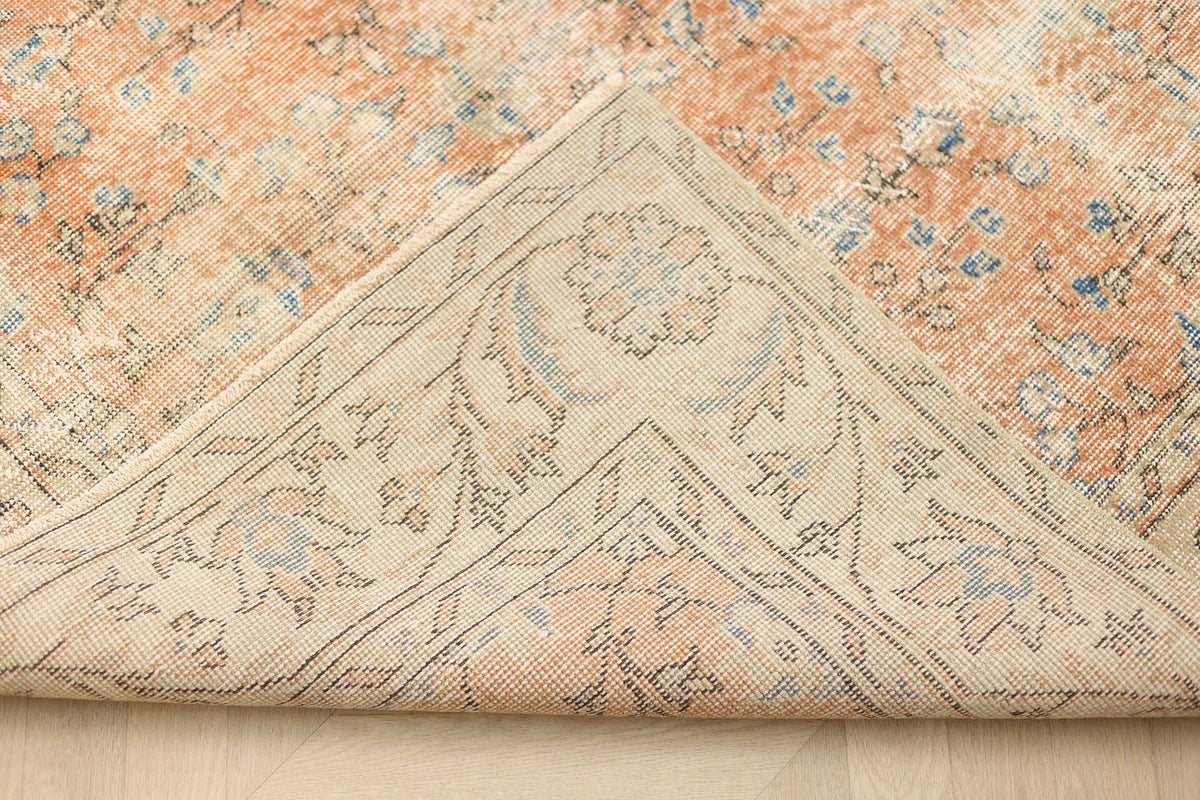 Vintage Isparta Turkish Area Rug 5x8 ft — Orange Floral (No. 60580)