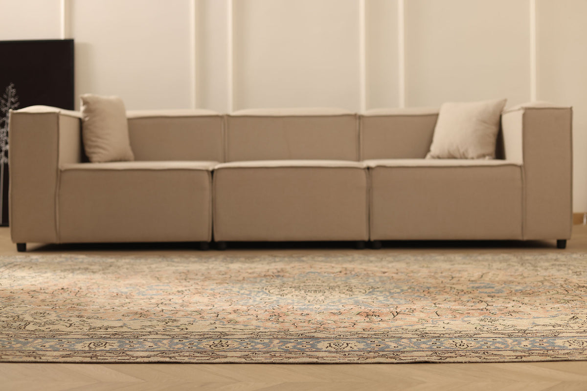 Vintage Isparta Turkish Area Rug 6x10 ft — Beige & Blue Floral (No. 60616)