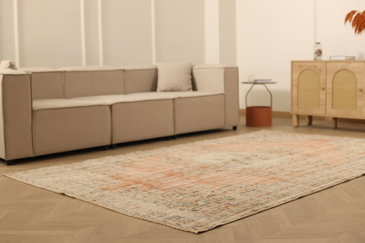 Vintage Manisa Turkish Area Rug 6x10 ft — Pink & Beige Distressed