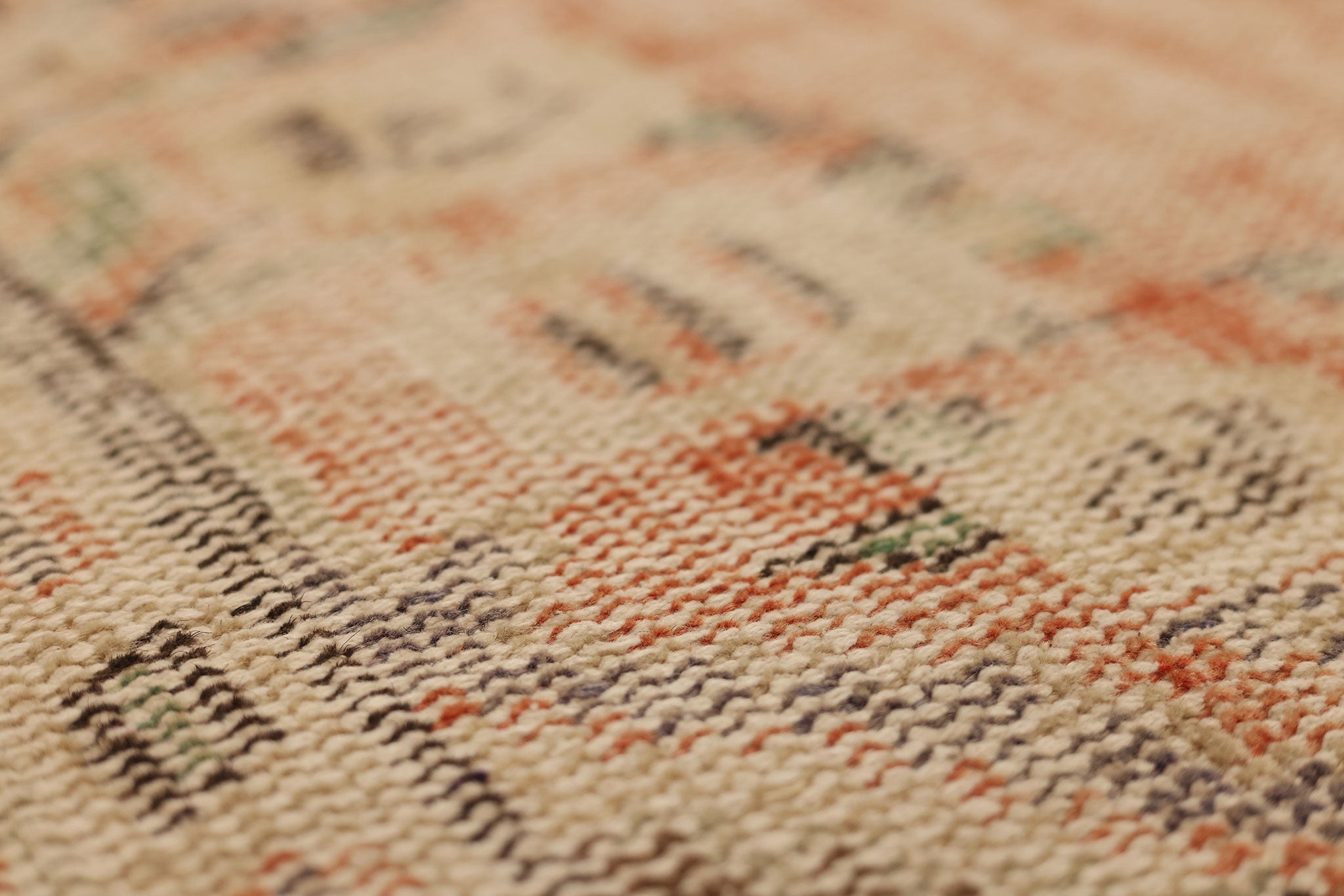 Vintage Manisa Turkish Area Rug 6x10 ft — Pink & Beige Distressed