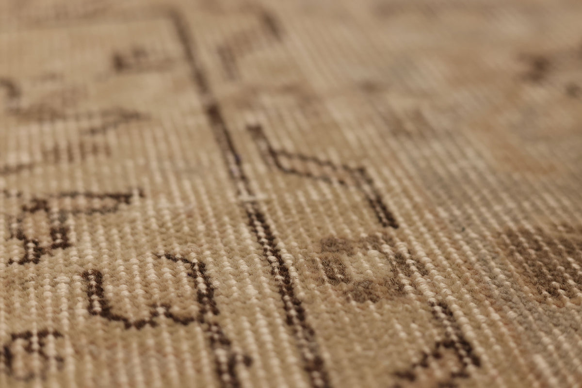 Vintage Isparta Turkish Area Rug 6x9 ft — Beige & Brown Floral (No. 60702)