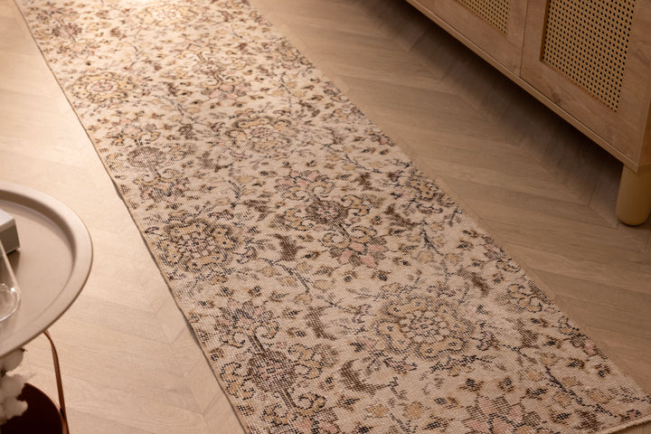 Vintage Isparta Turkish Runner Rug 2x8 ft — White & Brown Floral
