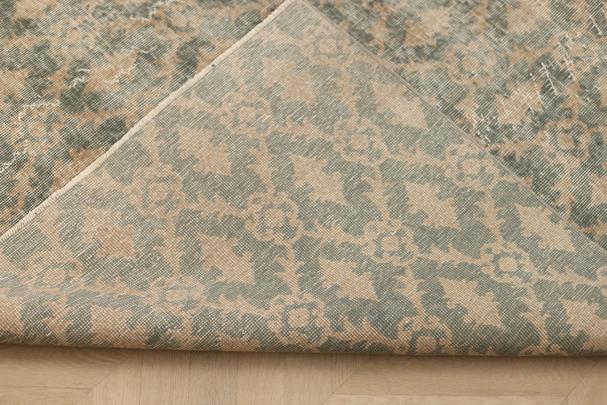 Vintage Isparta Turkish Area Rug 6x10 ft — Green & Beige Floral (No. 60798)