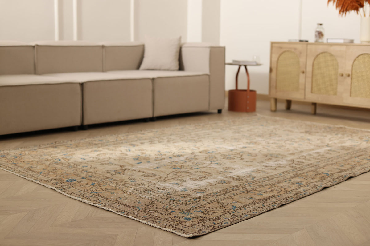 Vintage Isparta Turkish Area Rug 6x9 ft — Beige Floral (No. 60802)