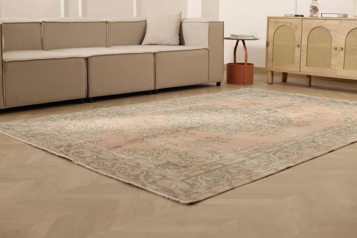 Vintage Isparta Turkish Area Rug 6x9 ft — Beige Floral (No. 60806)