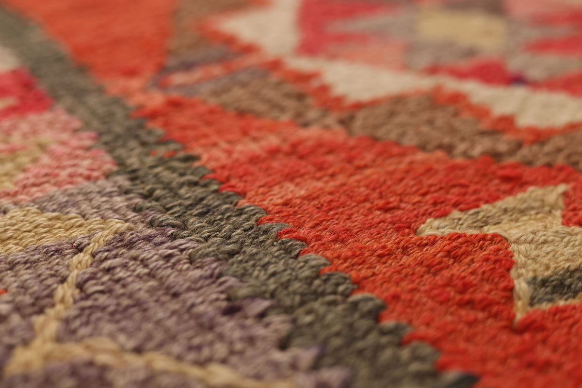 Vintage Southeastern Persian Style Kilim Runner Rug 3x9 ft — Red & Orange Geometric