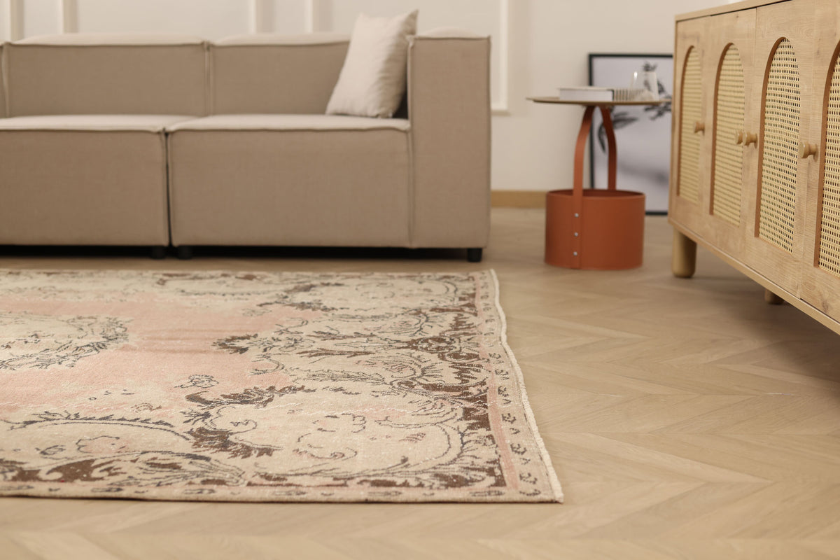 Vintage Isparta Turkish Area Rug 6x9 ft — Brown & Beige Floral (No. 60826)