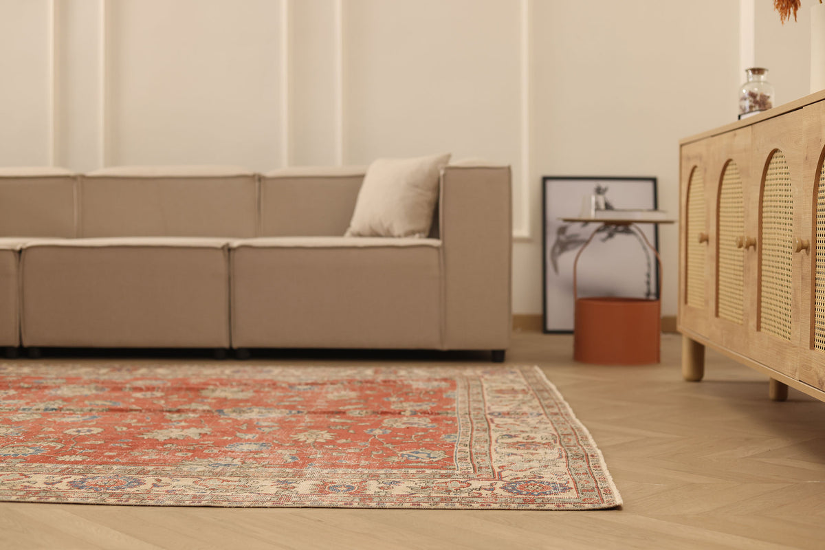 Vintage Isparta Turkish Area Rug 6x9 ft — Red & Beige Floral (No. 60852)