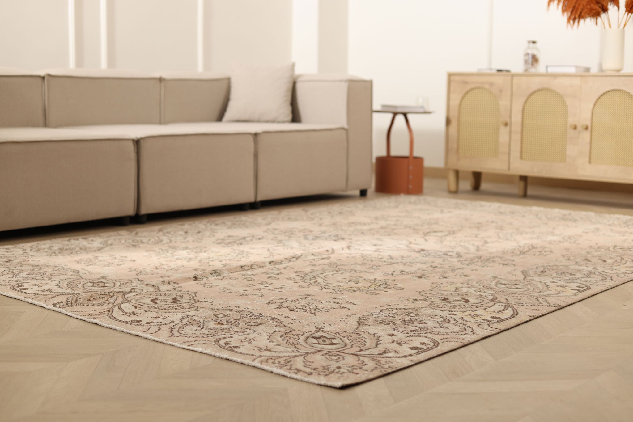 Vintage Isparta Turkish Area Rug 6x10 ft — Beige Floral (No. 60866)