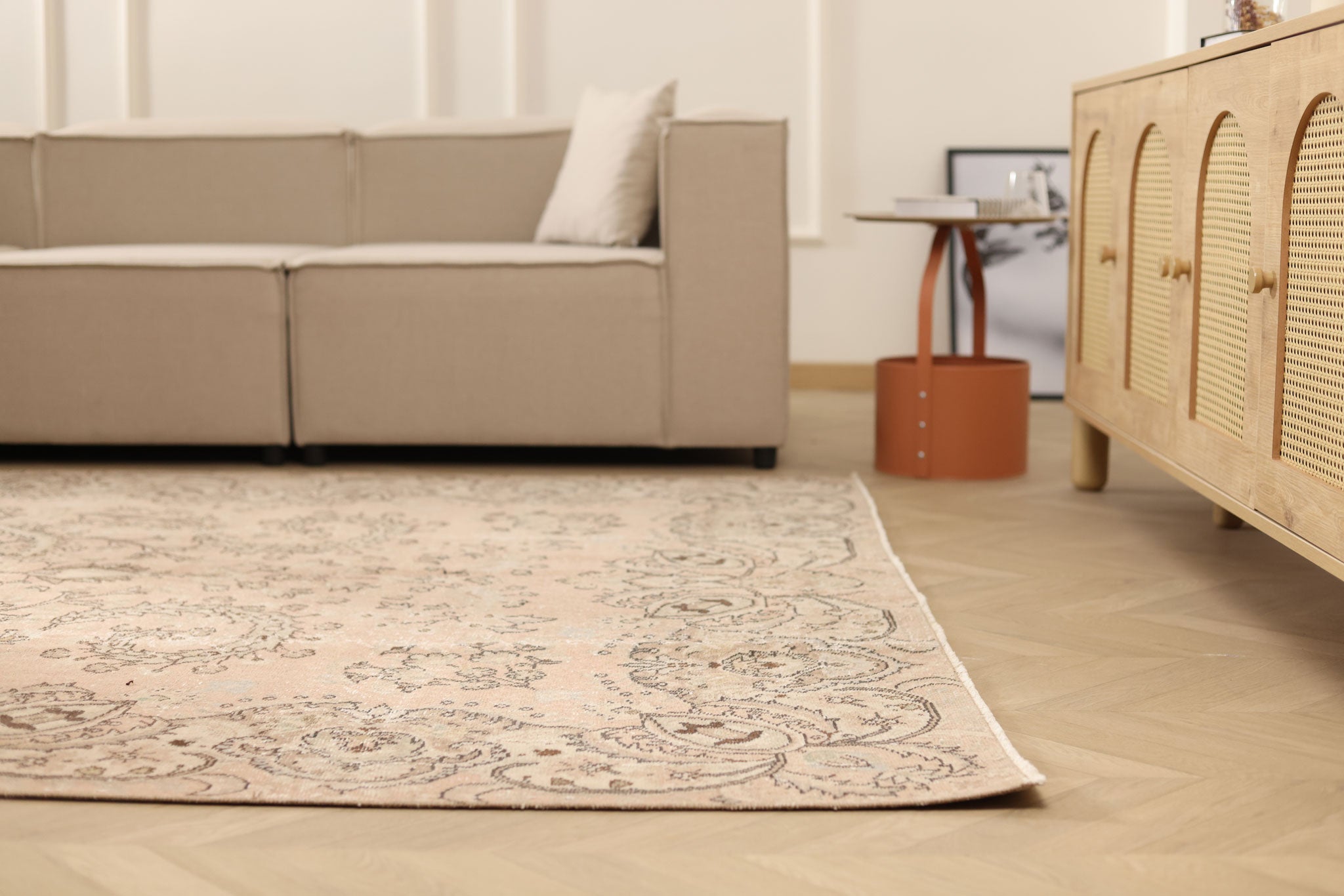 Vintage Isparta Turkish Area Rug 6x10 ft — Beige Floral (No. 60866)