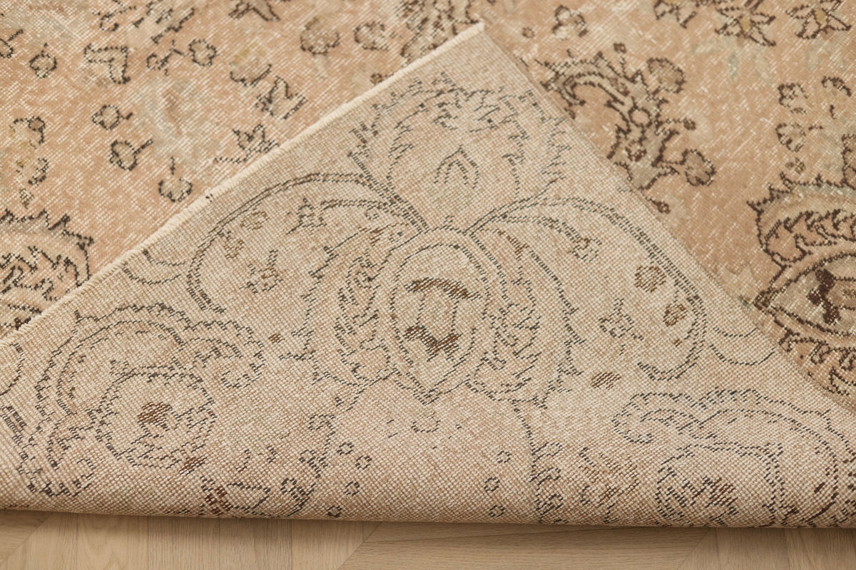 Vintage Isparta Turkish Area Rug 6x10 ft — Beige Floral (No. 60866)