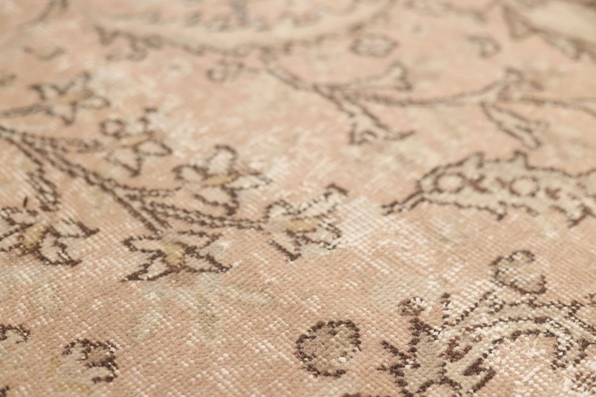 Vintage Isparta Turkish Area Rug 6x10 ft — Beige Floral (No. 60866)