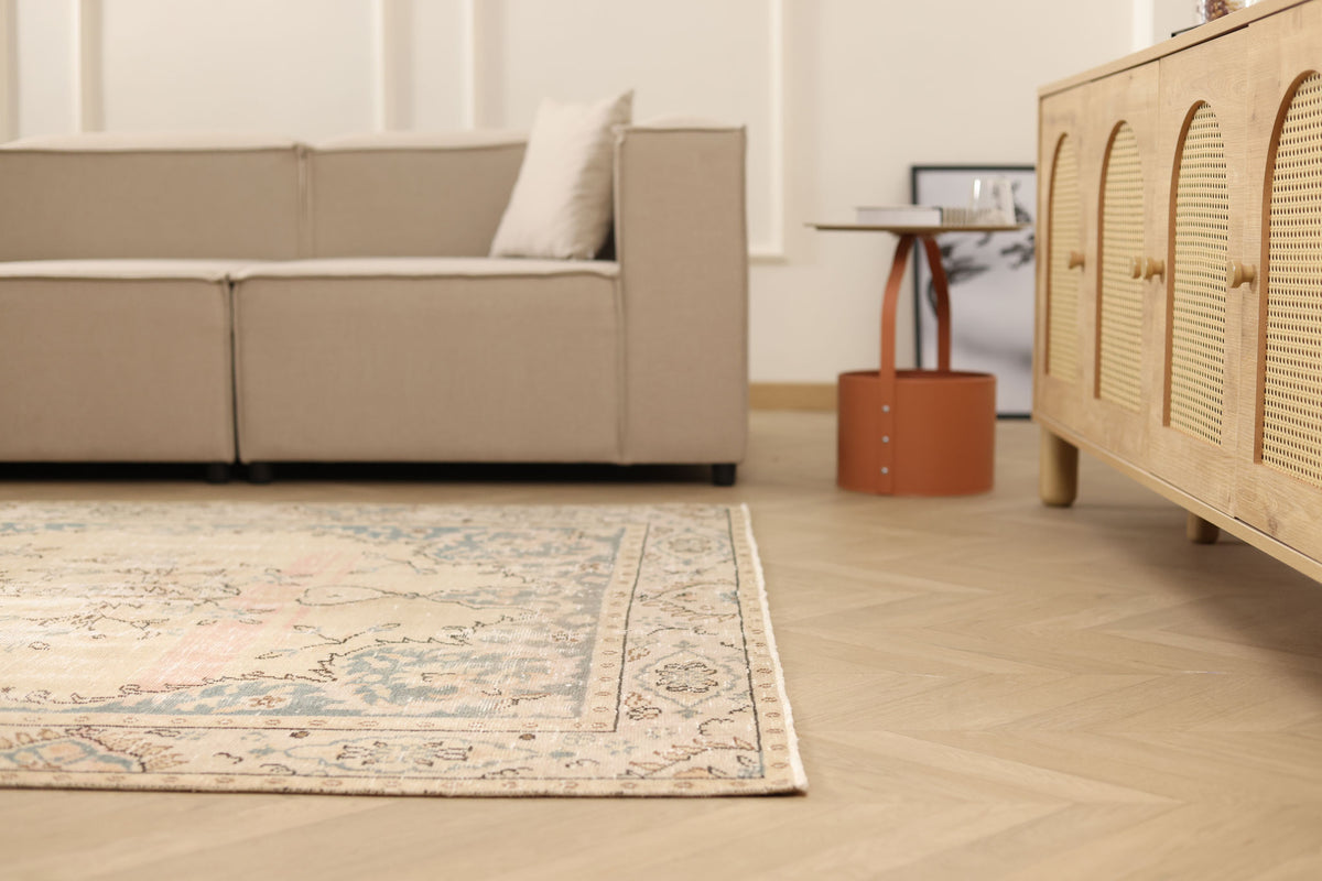 Vintage Manisa Turkish Area Rug 5x9 ft — Beige Floral (No. 60871)