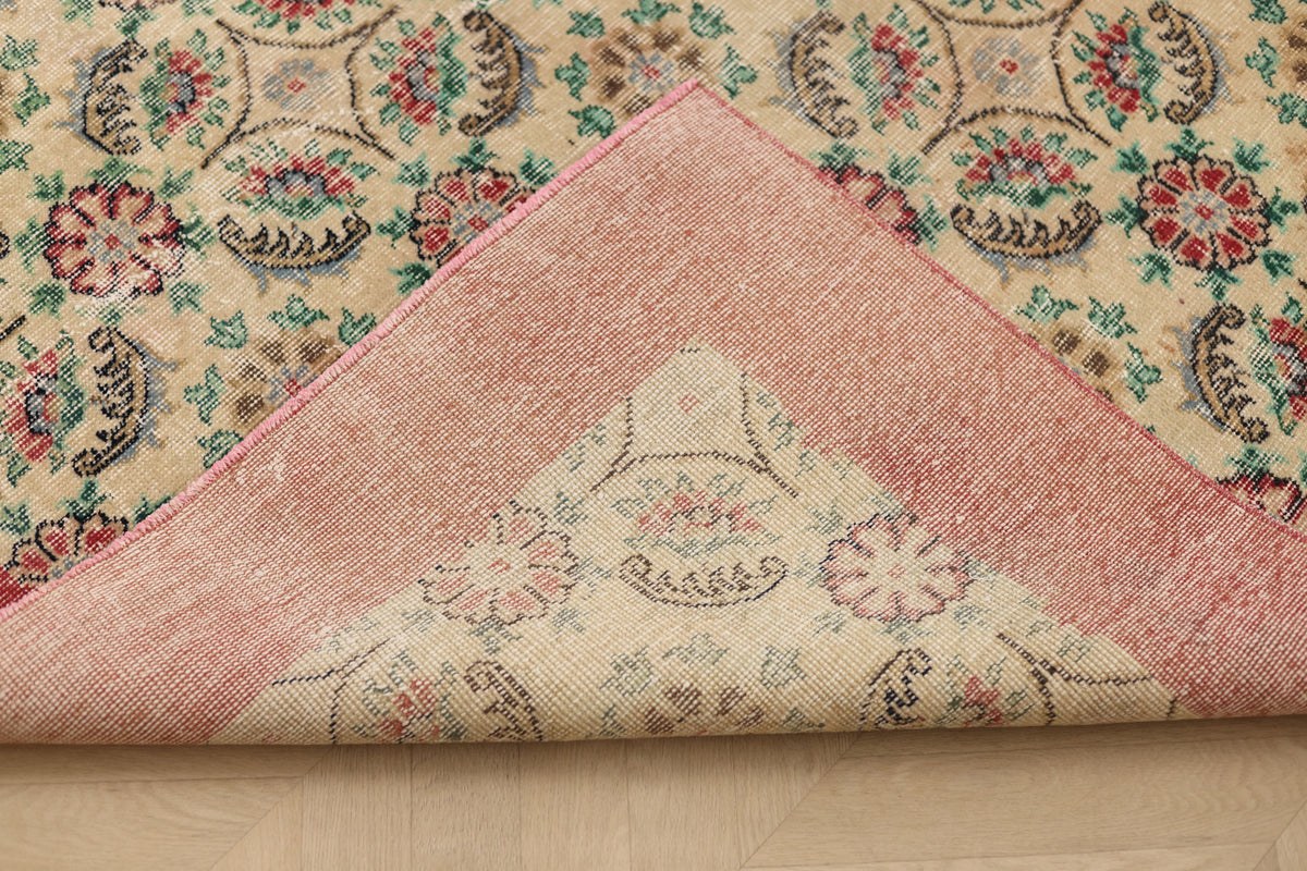 Vintage Isparta Turkish Area Rug 6x10 ft — Beige & Red Floral (No. 60873)