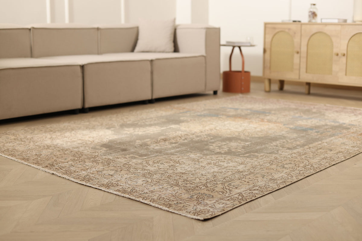 Vintage Isparta Turkish Area Rug 6x9 ft — Brown & Beige Floral (No. 60879)