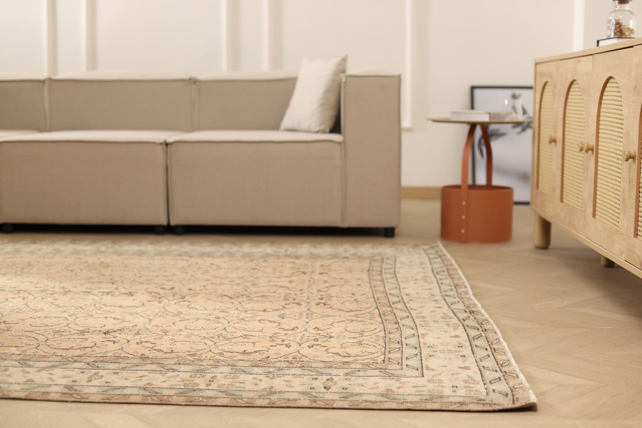 Vintage Isparta Turkish Area Rug 6x10 ft — Beige & Orange Floral (No. 60881)