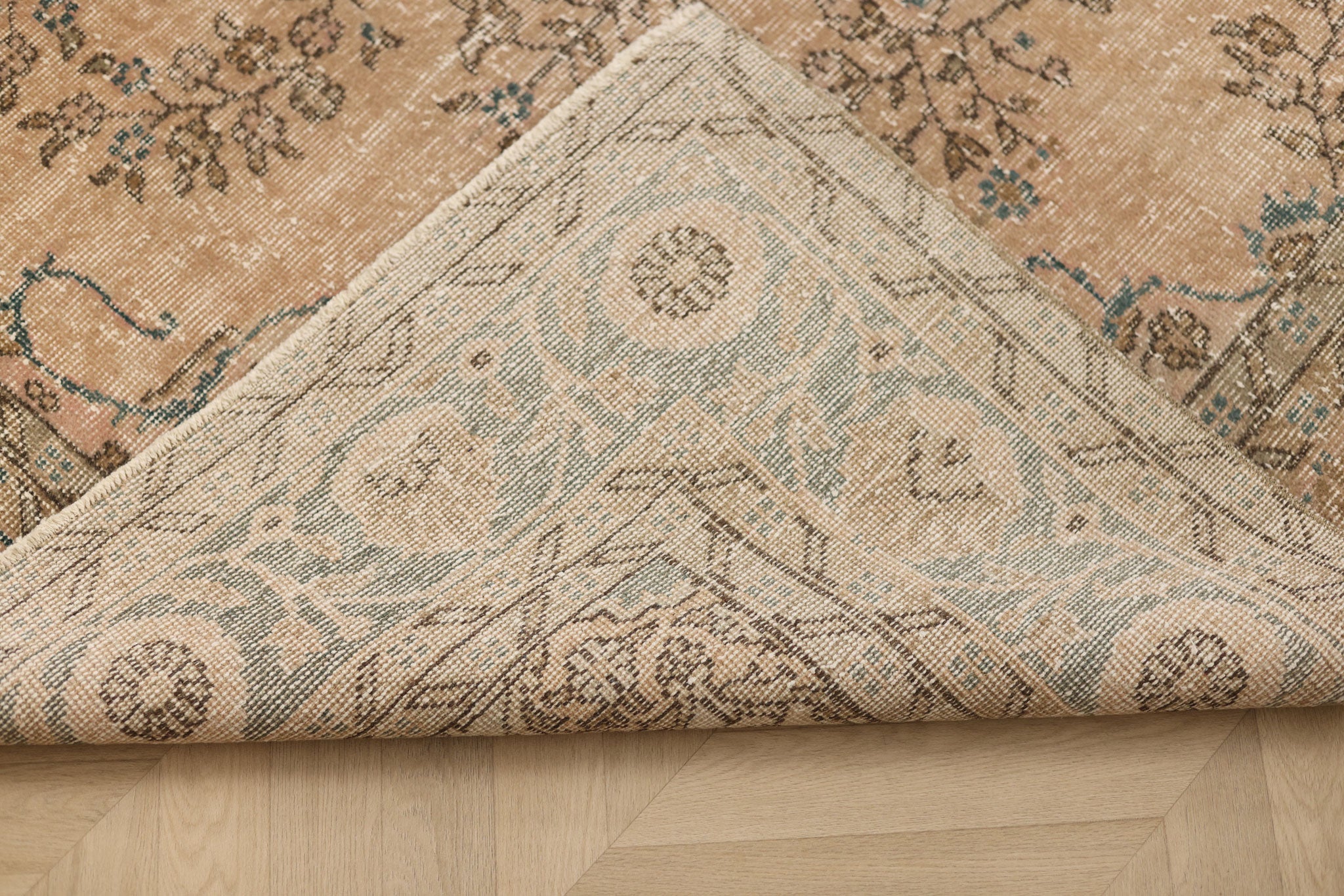 Vintage Isparta Turkish Area Rug 7x10 ft — Beige Floral (No. 60887)