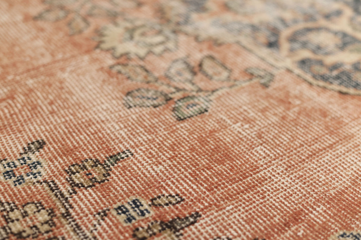 Vintage Isparta Turkish Area Rug 6x9 ft — Orange Floral (No. 60897)