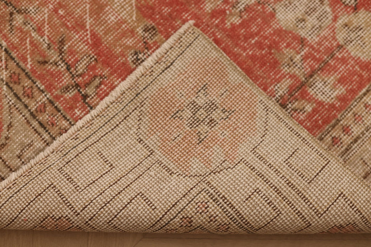 Vintage Isparta Turkish Runner Rug 3x7 ft — Red & Beige Floral