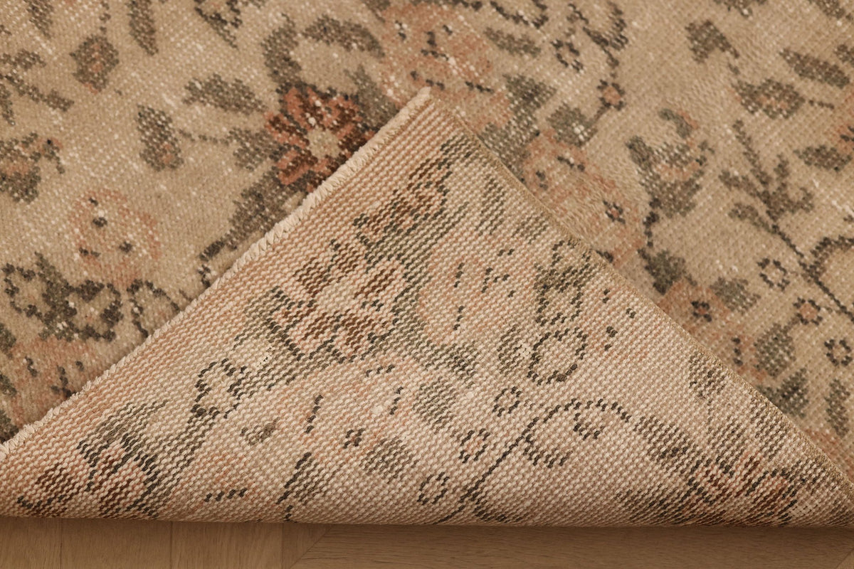 Vintage Isparta Turkish Runner Rug 3x7 ft — Beige & Brown Floral