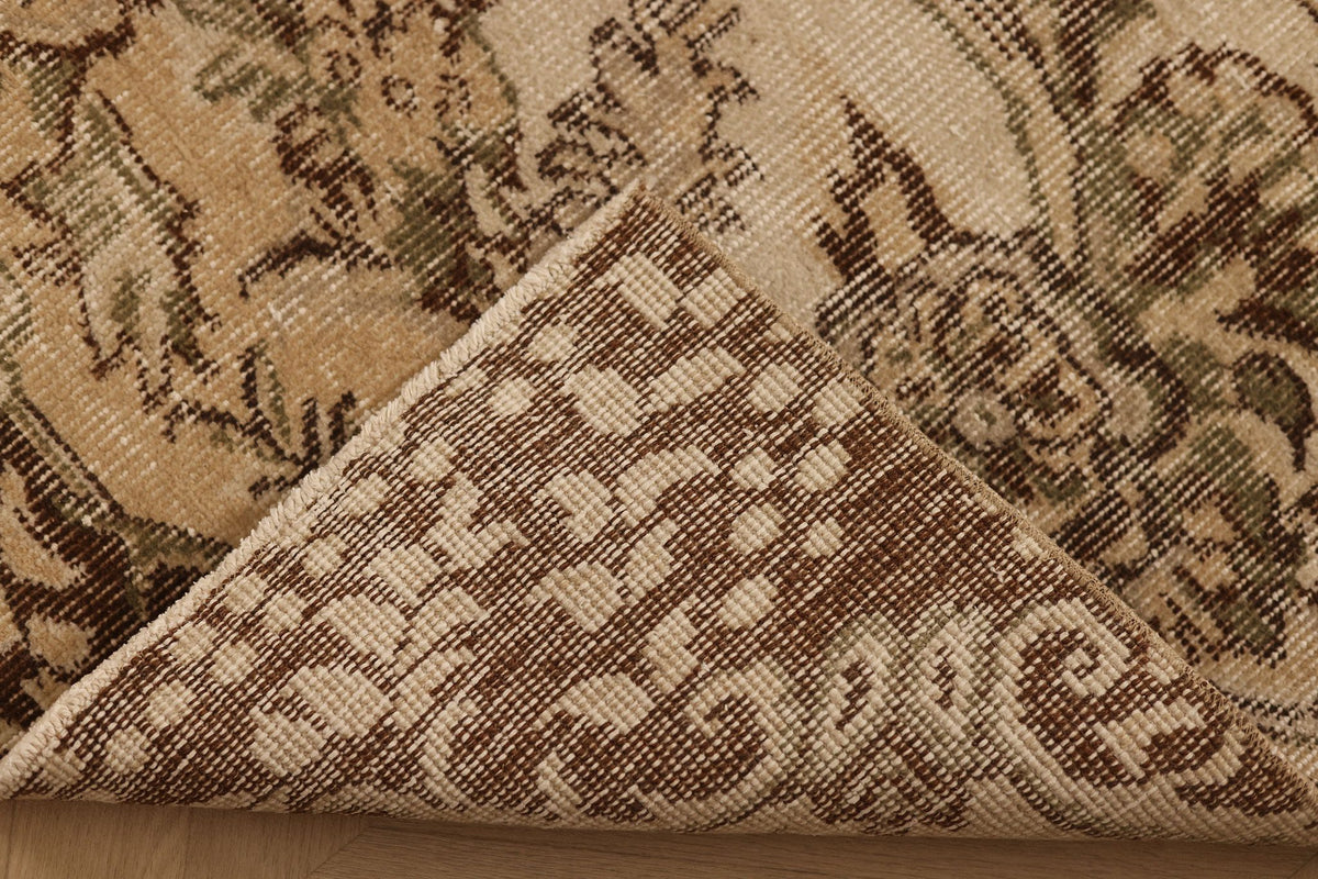 Vintage Isparta Turkish Runner Rug 2x9 ft — Beige & Brown Floral