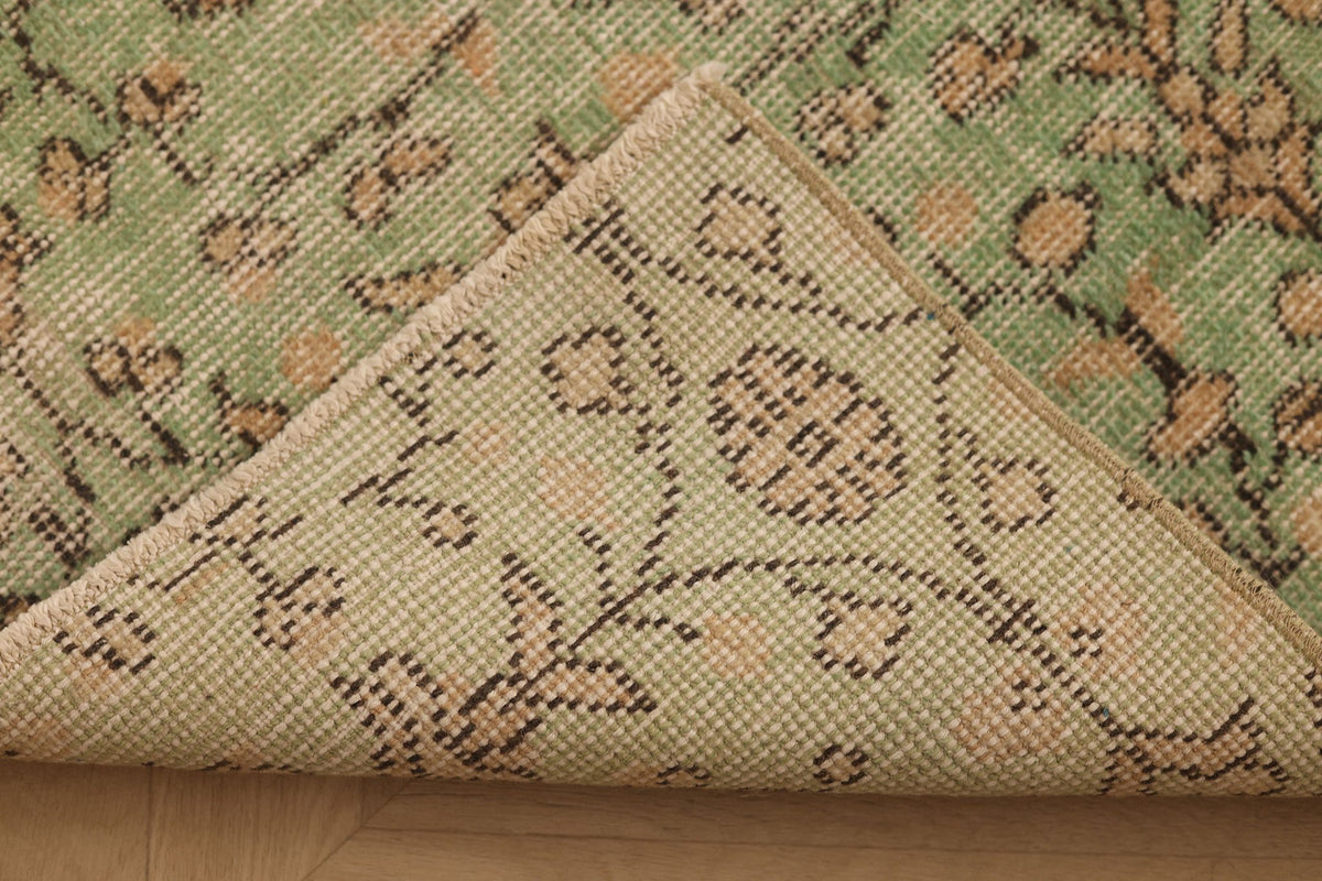 Vintage Isparta Turkish Runner Rug 2x7 ft — Green & Beige Floral