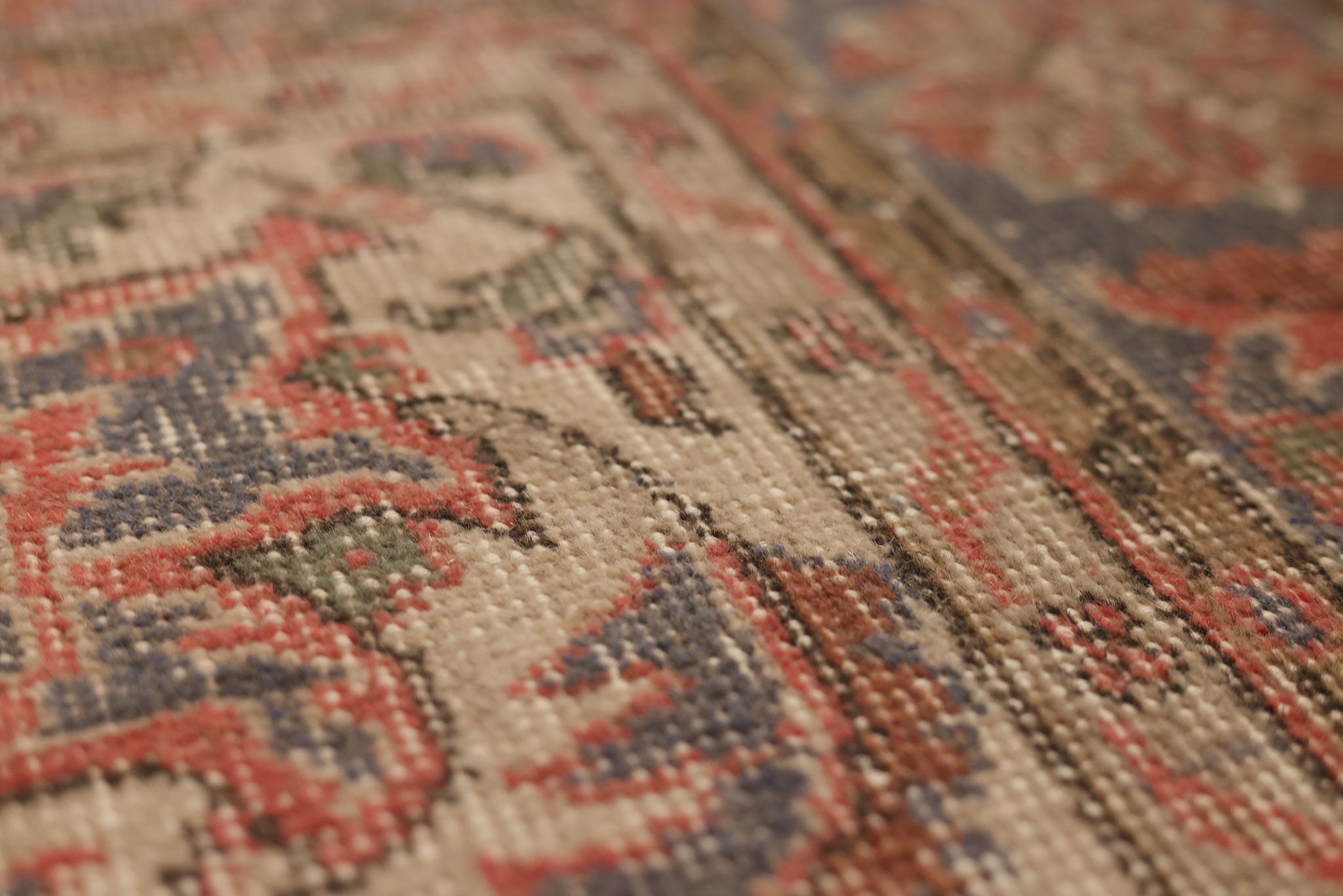 Vintage Isparta Turkish Area Rug 6x10 ft — Red & Gray Floral