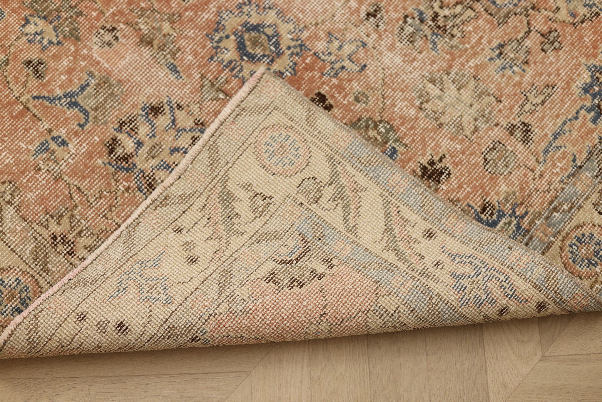 Vintage Isparta Turkish Area Rug 3x6 ft — Pink & Beige Floral