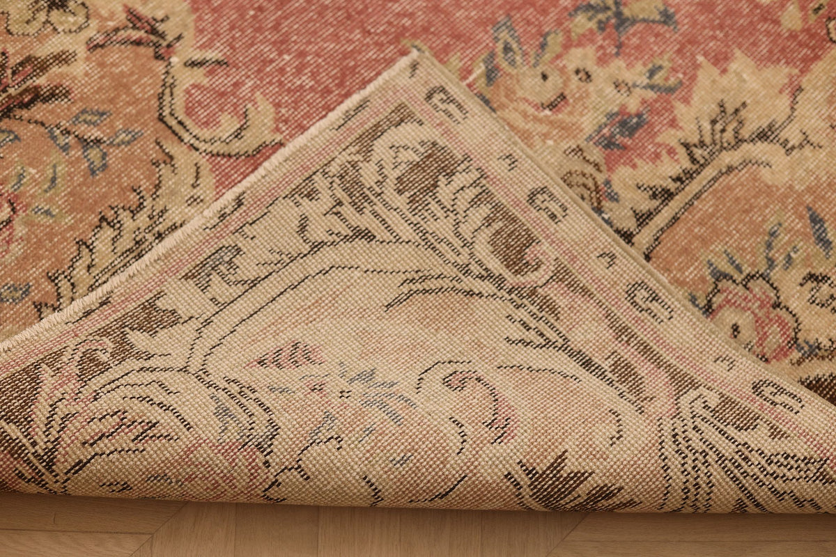 Vintage Isparta Turkish Area Rug 6x10 ft — Red & Beige Floral
