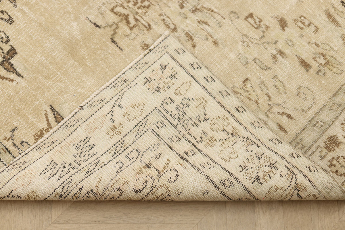 Vintage Manisa Turkish Area Rug 5x8 ft — Beige Floral (No. 61564)