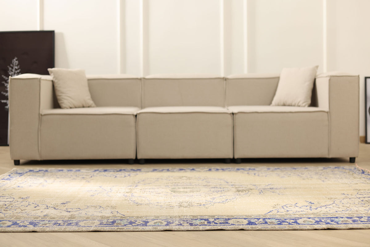 Vintage Manisa Turkish Area Rug 5x8 ft — Beige & Blue Floral (No. 61569)