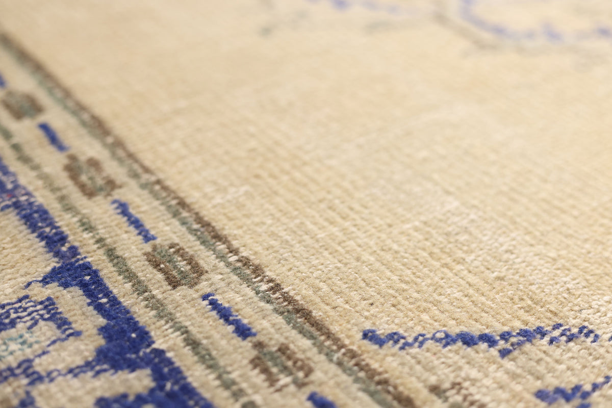 Vintage Manisa Turkish Area Rug 5x8 ft — Beige & Blue Floral (No. 61569)