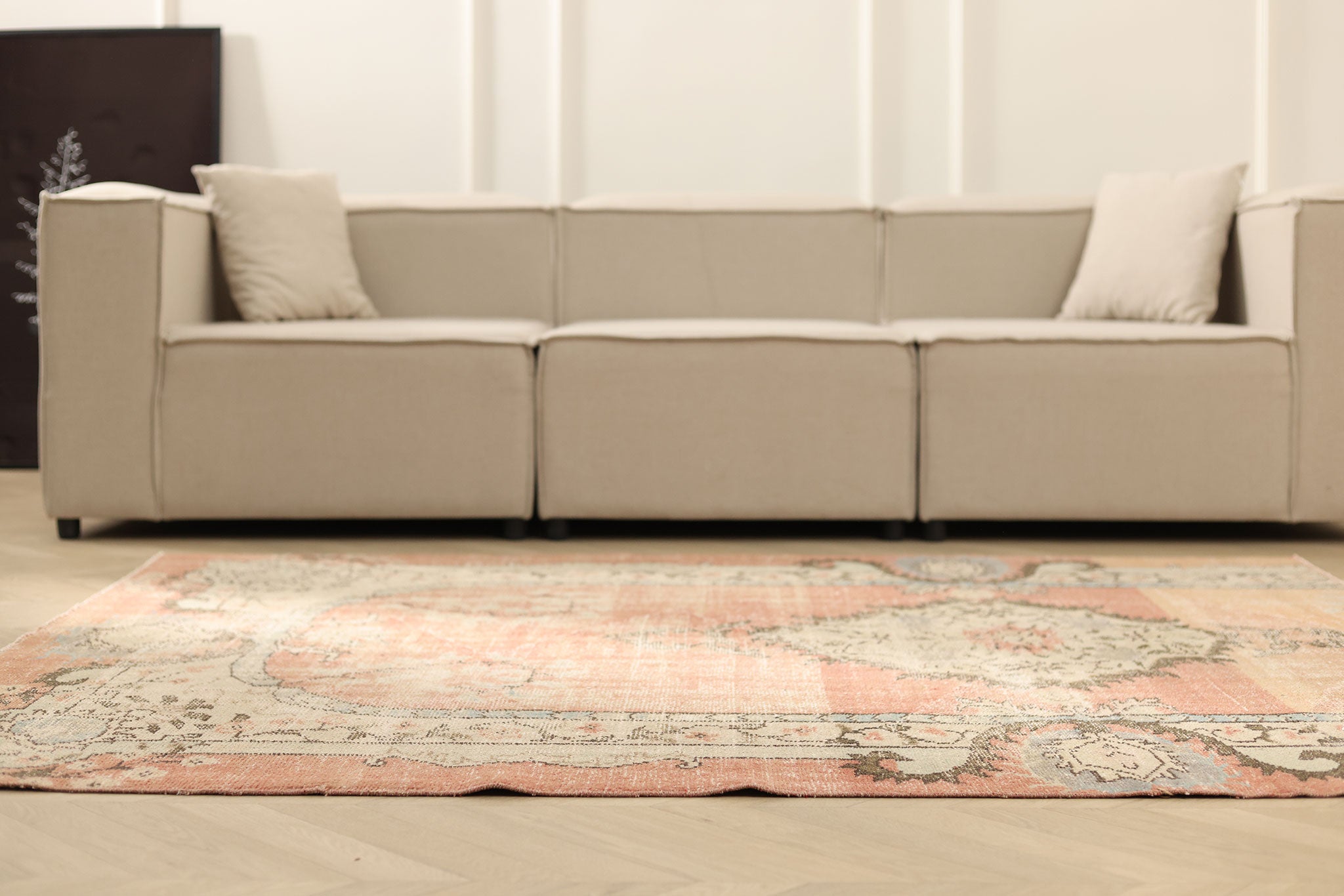 Vintage Manisa Turkish Area Rug 5x7 ft — Red Floral