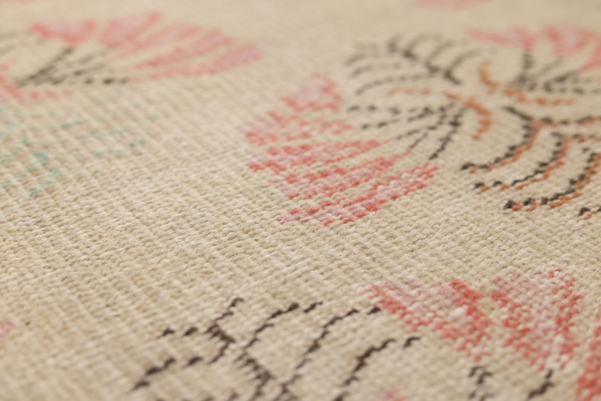 Vintage Manisa Turkish Runner Rug 3x6 ft — Beige & Pink Floral