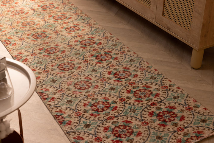 Vintage Isparta Turkish Runner Rug 2x8 ft — Beige & Green Floral