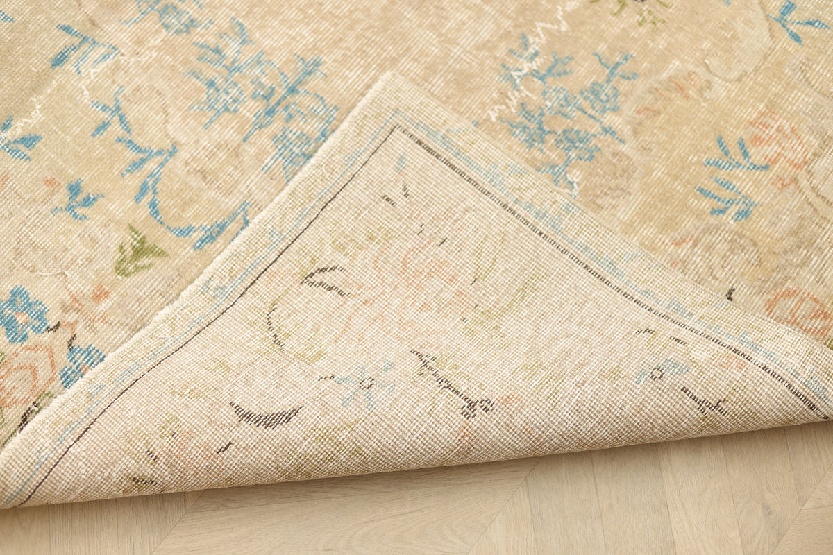 Vintage Isparta Turkish Area Rug 5x8 ft — Beige & Blue Floral (No. 61748)