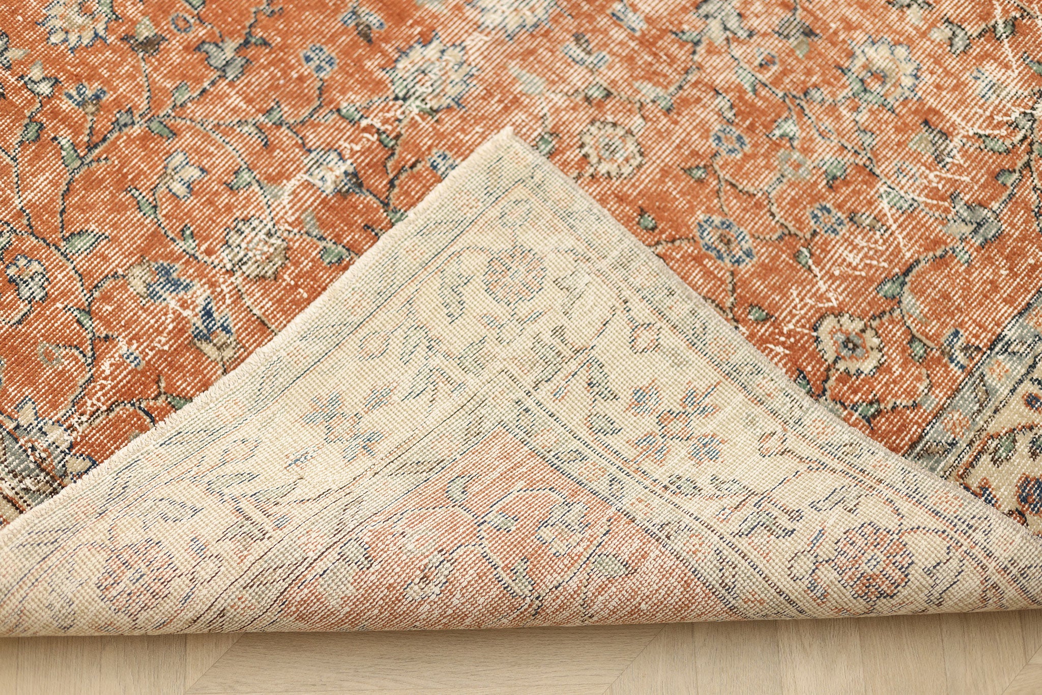 Vintage Isparta Turkish Area Rug 5x8 ft — Orange Floral (No. 61749)
