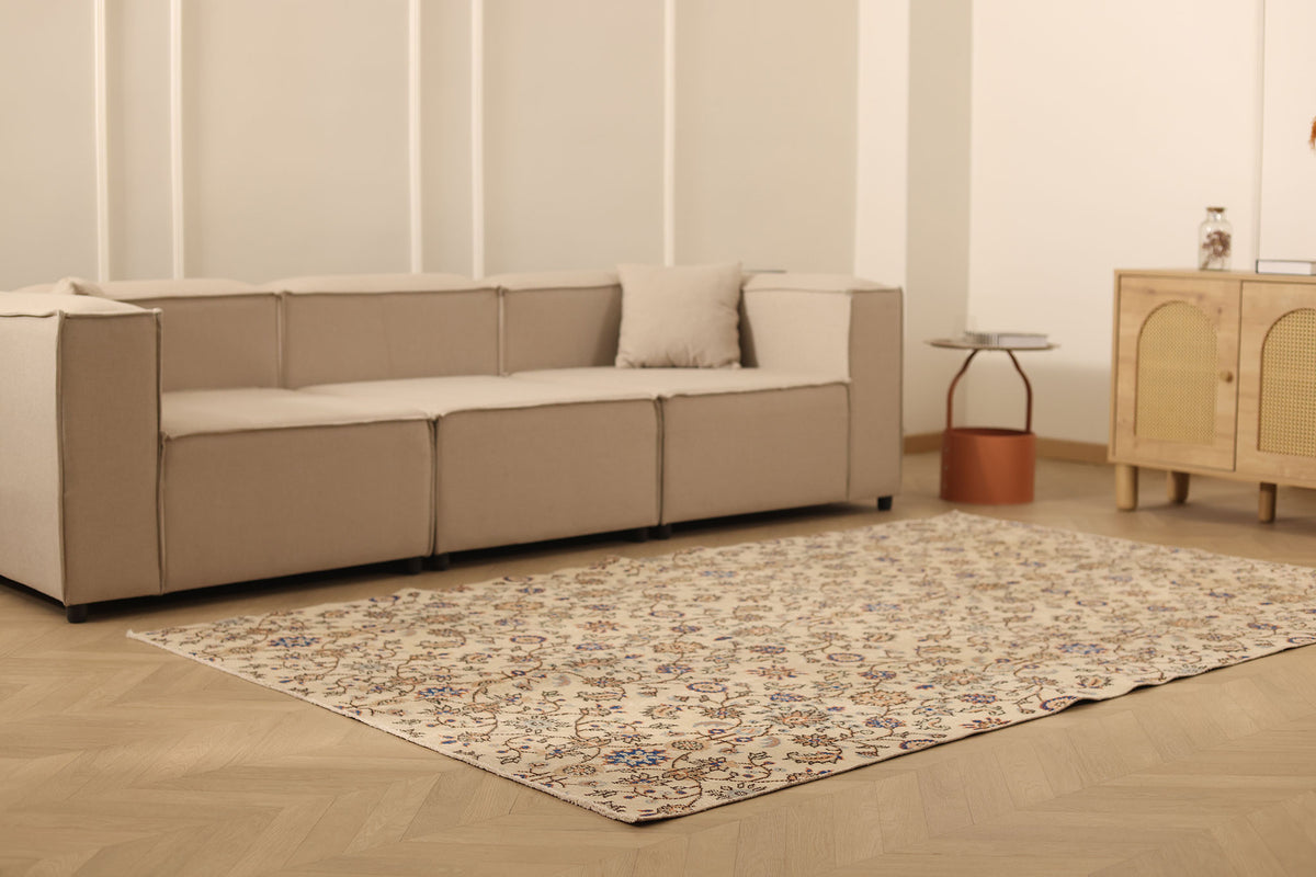 Vintage Isparta Turkish Area Rug 5x8 ft — Beige & Blue Floral (No. 61789)