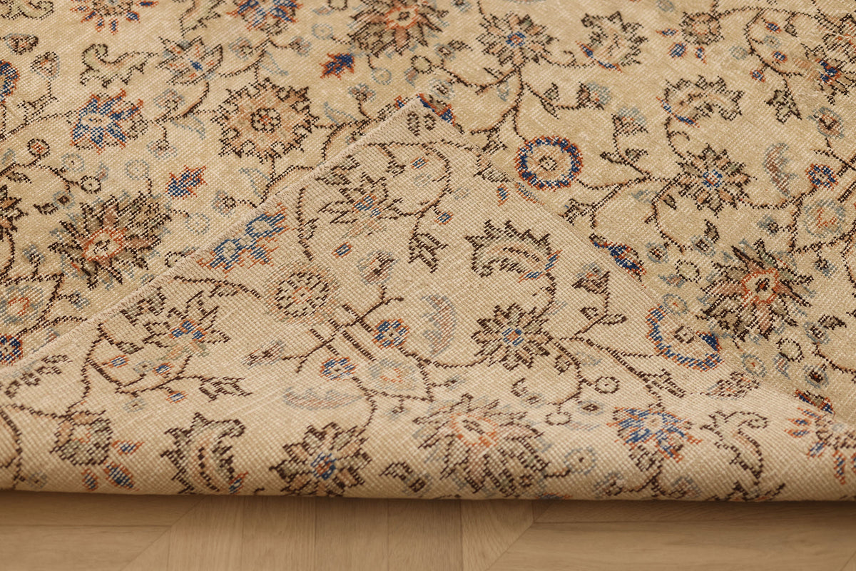 Vintage Isparta Turkish Area Rug 5x8 ft — Beige & Blue Floral (No. 61789)